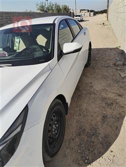 هیوندای ئەلەنترا